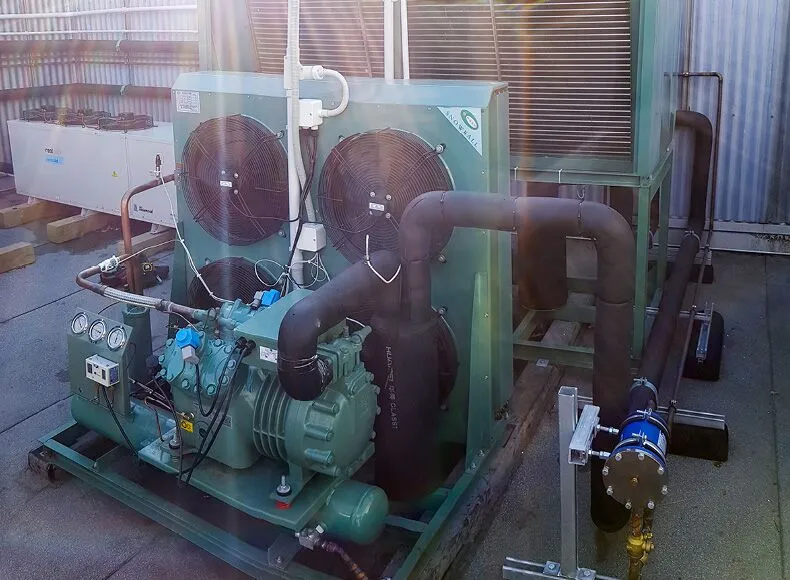 when to call for emergency commercial refrigeration repair